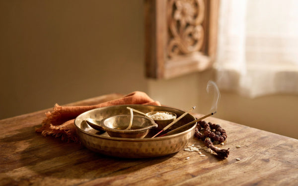 Daily puja items: brass aarti thali