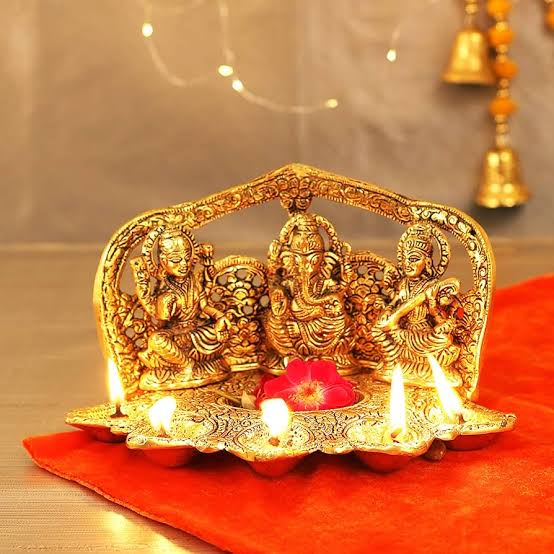 Laxmi Ganesh Saraswati Ganesh 5 Mukhi Diya
