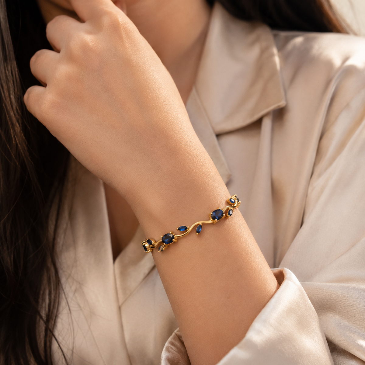 Blue tulip (Golden) Bracelet
