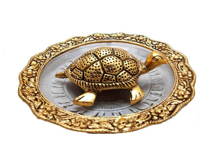Golden Glass Tortoise Plate Size Approx 13.6 Cm