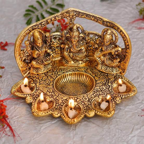 Laxmi Ganesh Saraswati Ganesh 5 Mukhi Diya