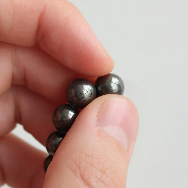 Money Magnet Pyrite Bracelet, close-up detail