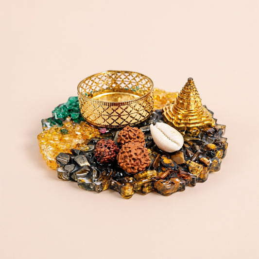 Sampurna Dhan Yog Diya (Meru Yantra and Gomti Cowrie)